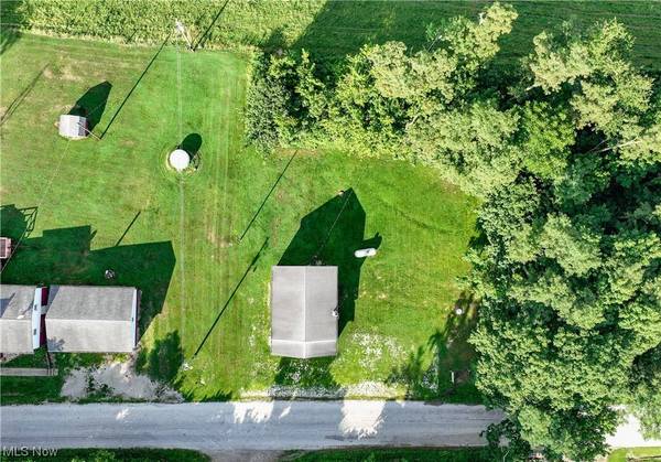 58905 Hunter RD, Bethesda, OH 43719