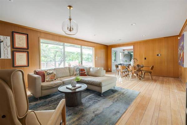 6221 Smith Boulevard, Oklahoma City, OK 73112