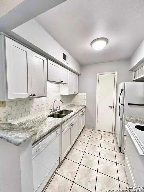 6718 Callaghan Rd UNIT 510, San Antonio, TX 78229