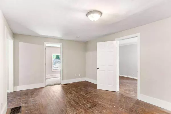 946 Oakland DR SW, Atlanta, GA 30310