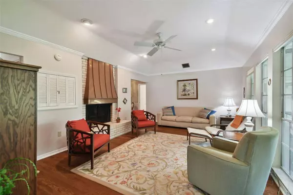 1709 TEAKWOOD DR, Plant City, FL 33563