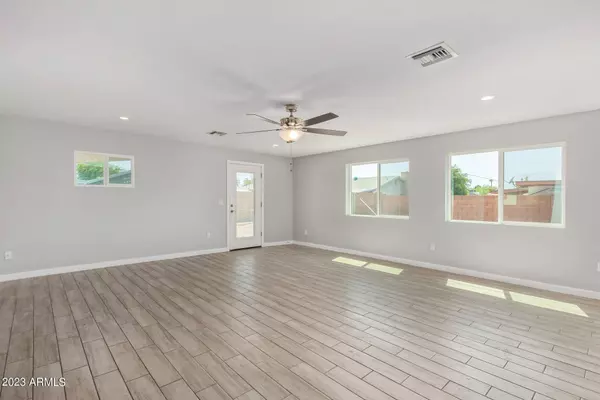 1308 S BECK Avenue, Tempe, AZ 85281
