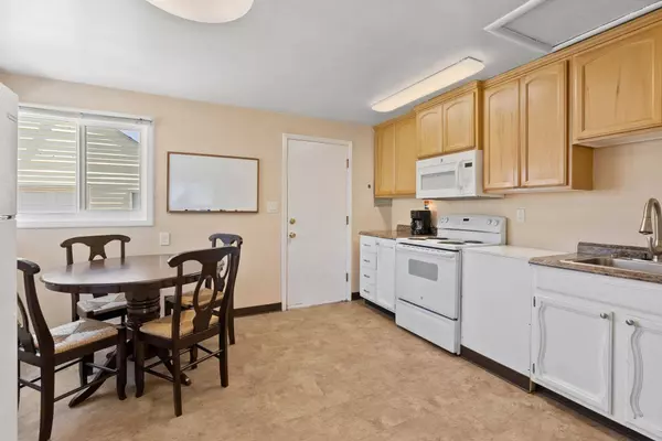 5708 N Alberta St, Spokane, WA 99205