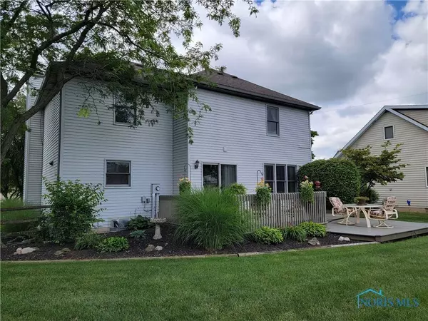 2849 Hartley ST, Oregon, OH 43616