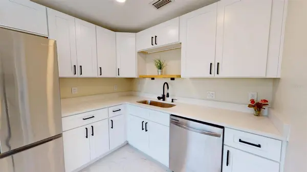 1219 54TH AVE N, St Petersburg, FL 33703