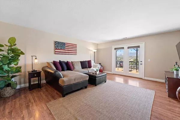 1199 Valle De Las Sombras, Alpine, CA 91901