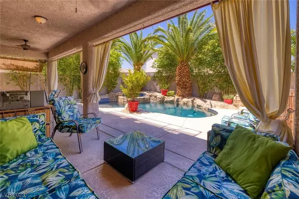 1068 Sweeping Ivy Court, Las Vegas, NV 89183