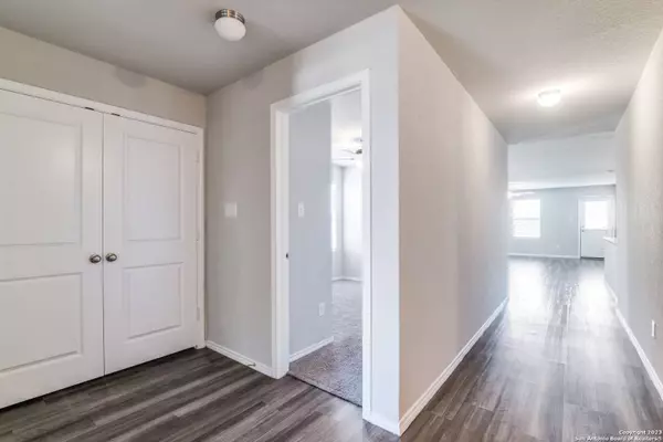 31581 NIMBUS DR, Bulverde, TX 78163-2502