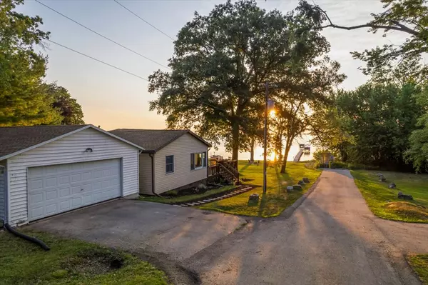 Lake Koshkonong Home for Sale