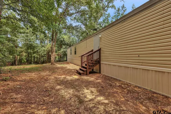 20935 CR 450, Lindale, TX 75771