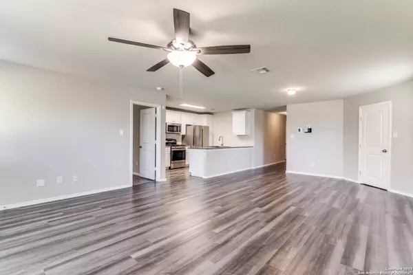 31581 NIMBUS DR, Bulverde, TX 78163-2502