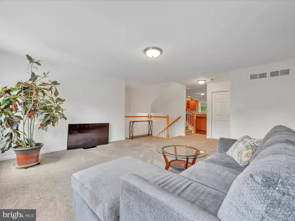 9067 JOYCE LN, Hummelstown, PA 17036