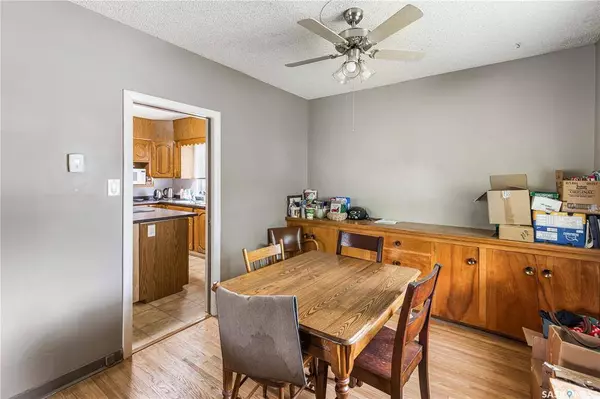 1901 Hanover AVENUE, Saskatoon, SK S7J 1E1