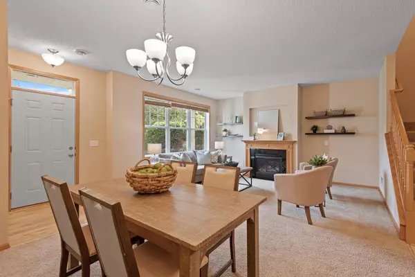 3424 Cherry LN #D, Woodbury, MN 55129