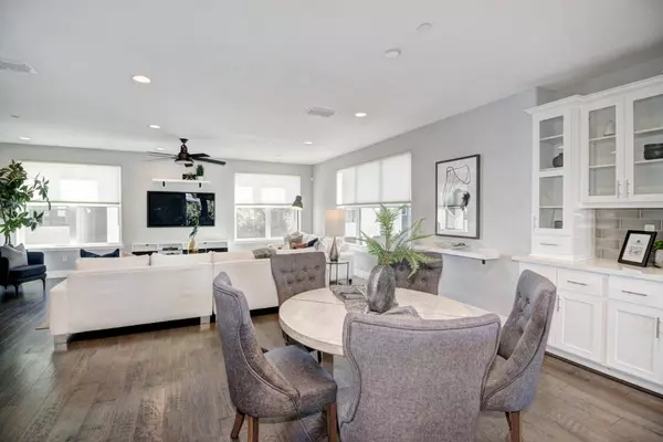 1018 Mint Chip LN, Sacramento, CA 95814