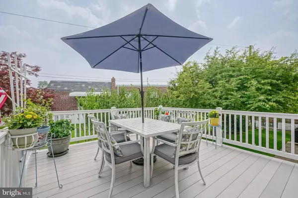 2918 GELENA RD, Philadelphia, PA 19152