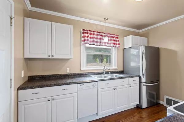 1117 E Carlisle Ave, Spokane, WA 99207