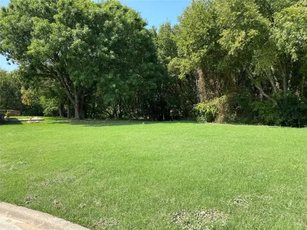 7 Tealridge Court, Desoto, TX 75115