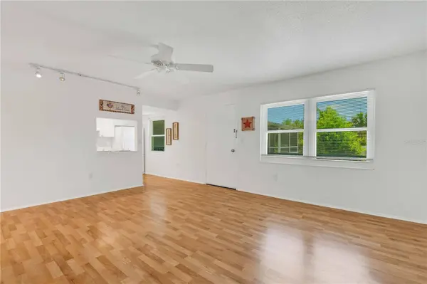 236 HARBOR DR S #205, Venice, FL 34285