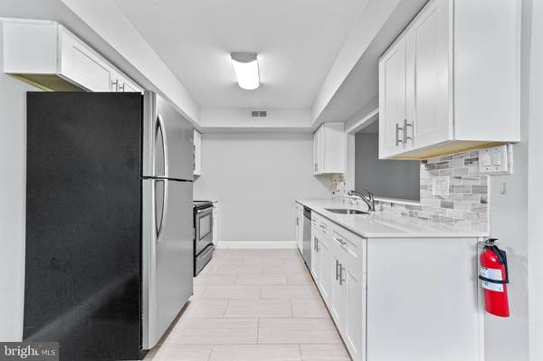 1015 GREGORYS WAY, Voorhees, NJ 08043