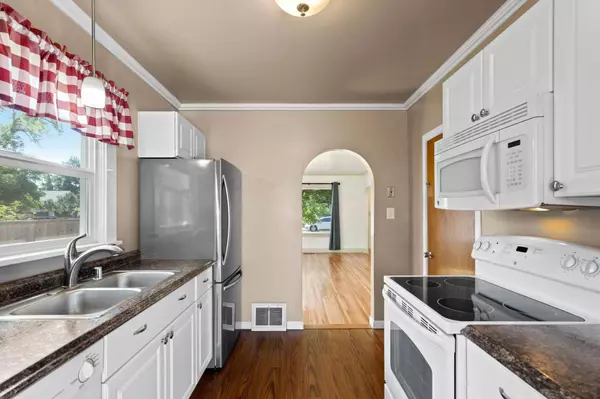 1117 E Carlisle Ave, Spokane, WA 99207