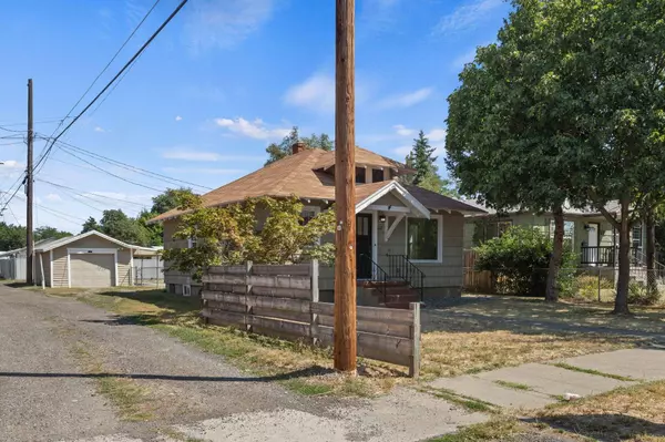 1117 E Carlisle Ave, Spokane, WA 99207