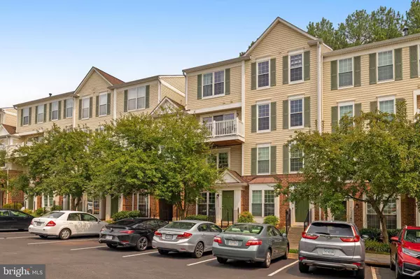 46968 COURTYARD SQ, Sterling, VA 20164