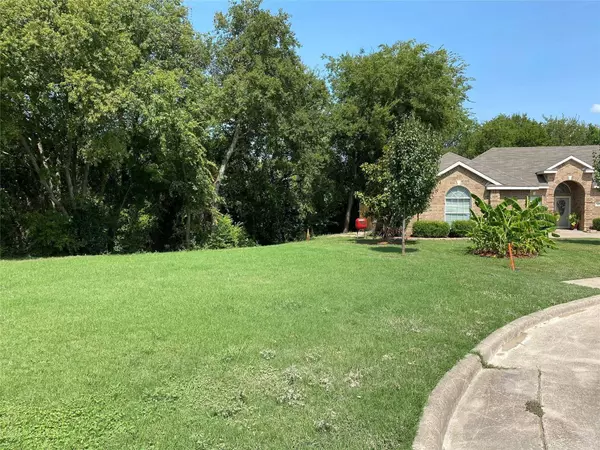 7 Tealridge Court, Desoto, TX 75115