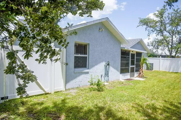 5448 LANDIS AVE, Port Orange, FL 32127