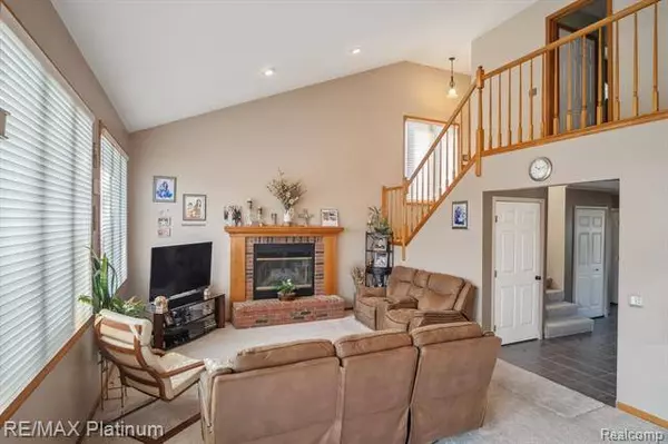 42774 REDFERN Street, Canton, MI 48187