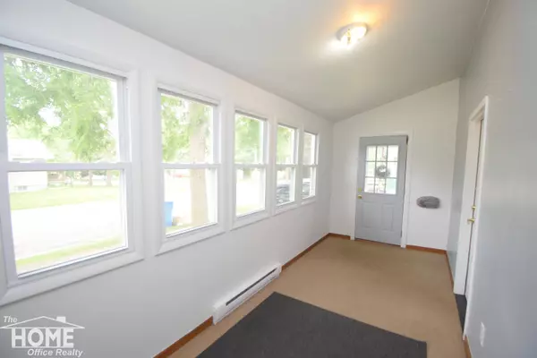 622 Keyte St, Owosso, MI 48867