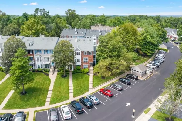 200 Sapphire Ln, Franklin Twp., NJ 08823