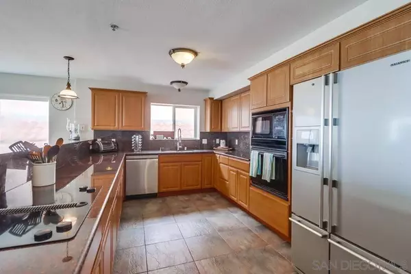 1456 Seacoast Dr #3D, Imperial Beach, CA 91932