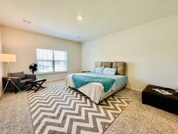 1928 Canterbury Drive, Seagoville, TX 75159