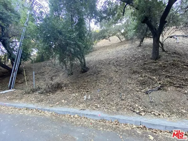 7506 Willow Glen RD, Los Angeles, CA 90046