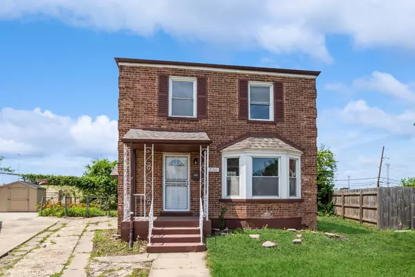 2150 W 77TH ST, Chicago, IL 60620