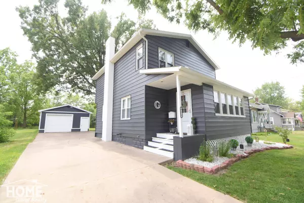 622 Keyte St, Owosso, MI 48867