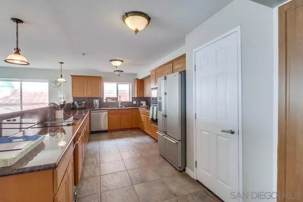 1456 Seacoast Dr #3D, Imperial Beach, CA 91932