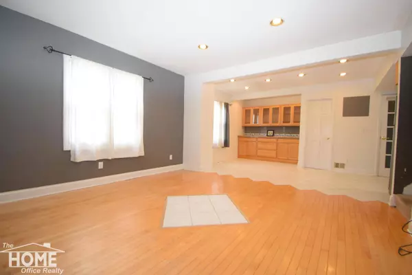 622 Keyte St, Owosso, MI 48867