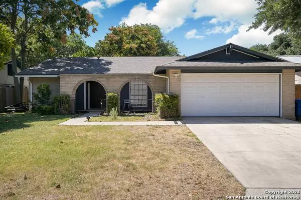 8111 BABE RUTH ST, San Antonio, TX 78240-2902