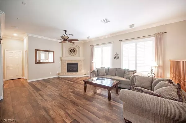 7917 Orchard Port Avenue, Las Vegas, NV 89131