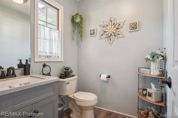 42774 REDFERN Street, Canton, MI 48187