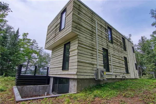 10326W Hahns Road, Hayward, WI 54843