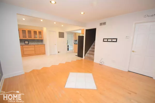 622 Keyte St, Owosso, MI 48867