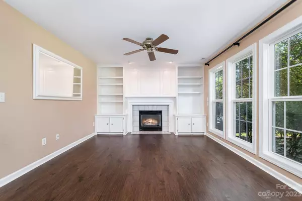 11208 Livingston Mill RD, Charlotte, NC 28273