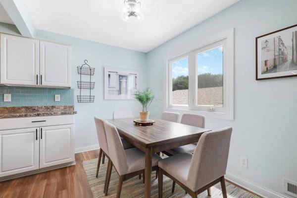 8753 Ironwood AVE S, Cottage Grove, MN 55016