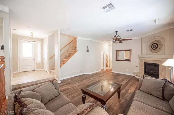 7917 Orchard Port Avenue, Las Vegas, NV 89131