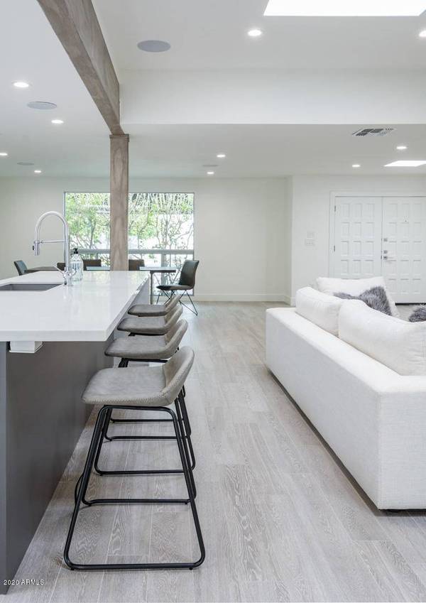 7243 E CACTUS WREN Road, Scottsdale, AZ 85250