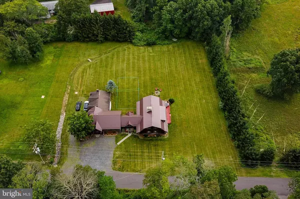 584 COLD SPRINGS RD, East Stroudsburg, PA 18302