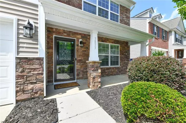 3853 Field Sedge DR, Winston Salem, NC 27107